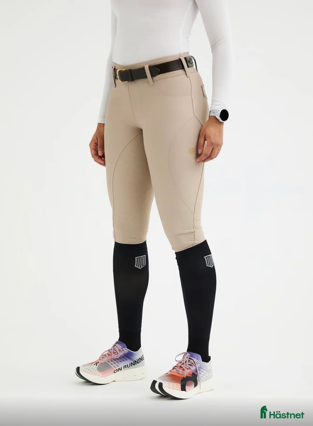 Ridbyxor ryttarutrustning till salu: Ljusbeigea Maya delorez ridbyxor  - Annons 1