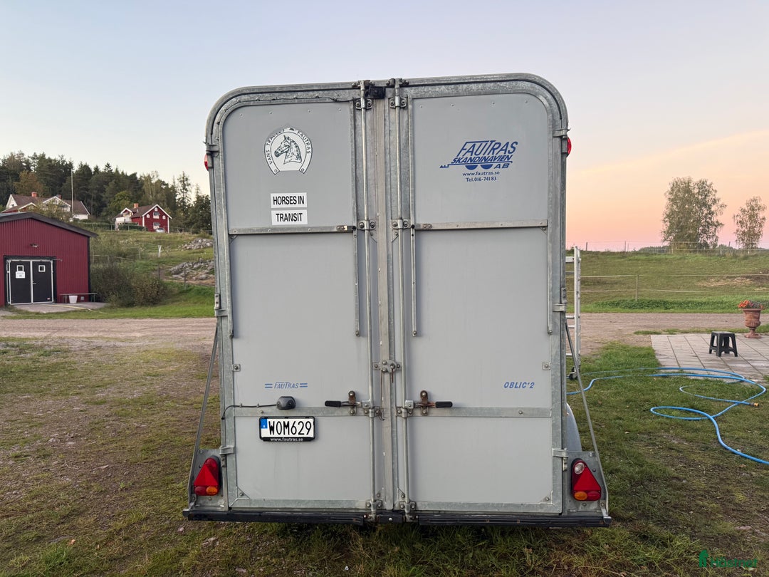 Hästtransporter  fordon & transport till salu: Fautras Oblic +2 i Kisa - Annons 2
