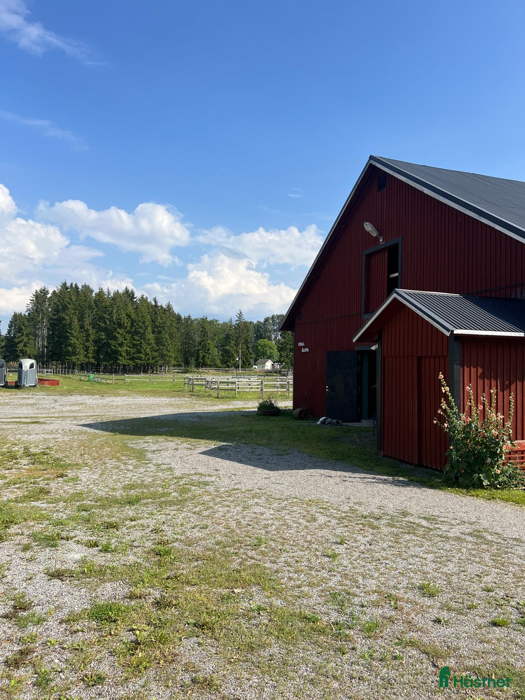  stallplats finnes: Stallplats i Norra Sthlm i Kungsängen - Annons 2