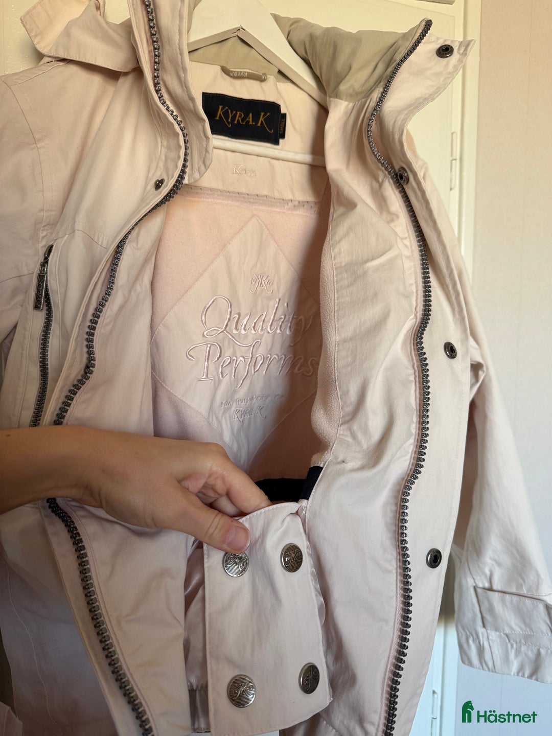 Jackor & Kavajer ryttarutrustning till salu: Vår/Höstjacka från Kyra K i Siljansnäs - Annons 7