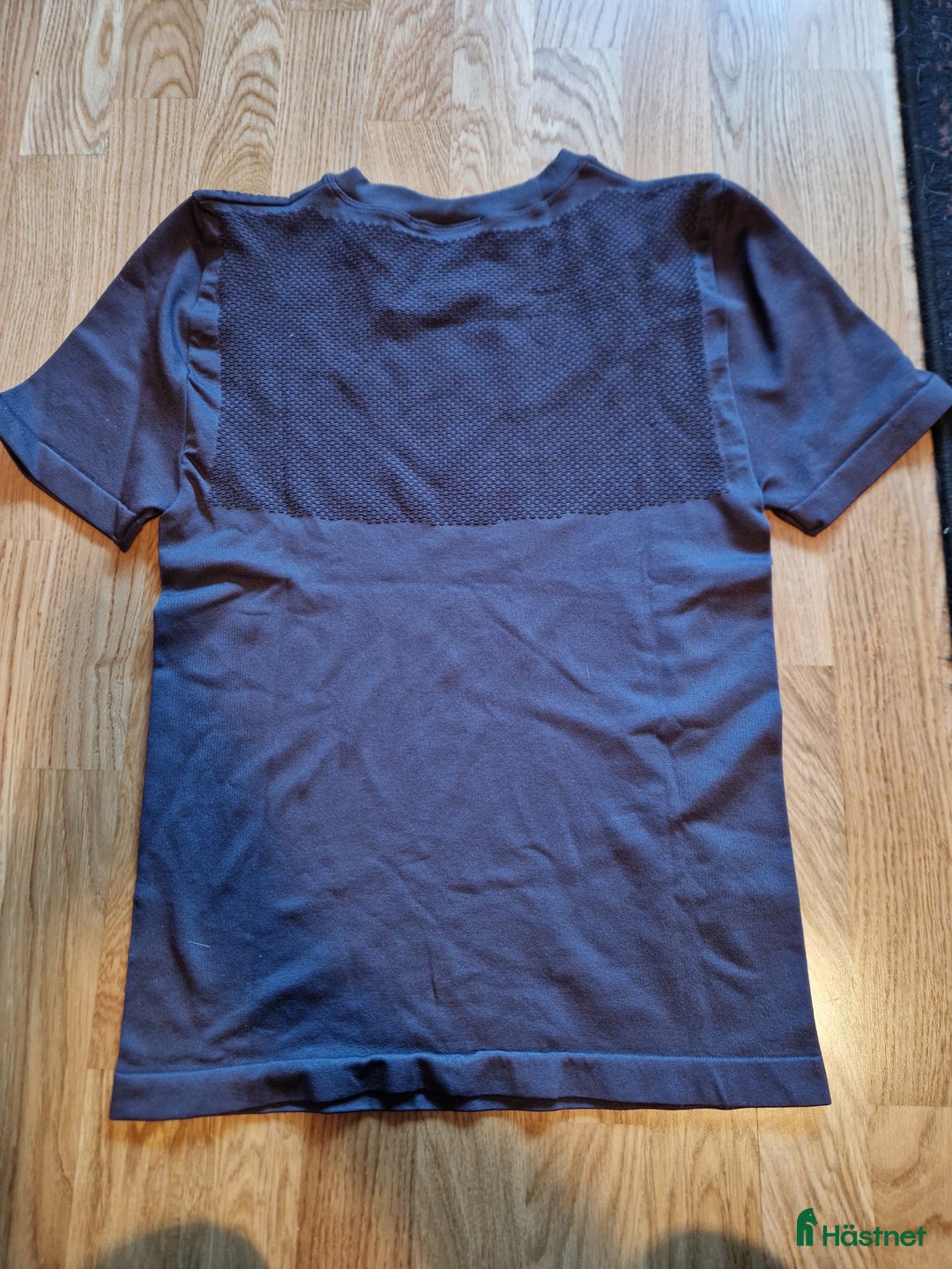 Övrigt Ridkläder ryttarutrustning till salu: Funktions T-shirt. Mörkgrå  i Hallstahammar - Annons 2