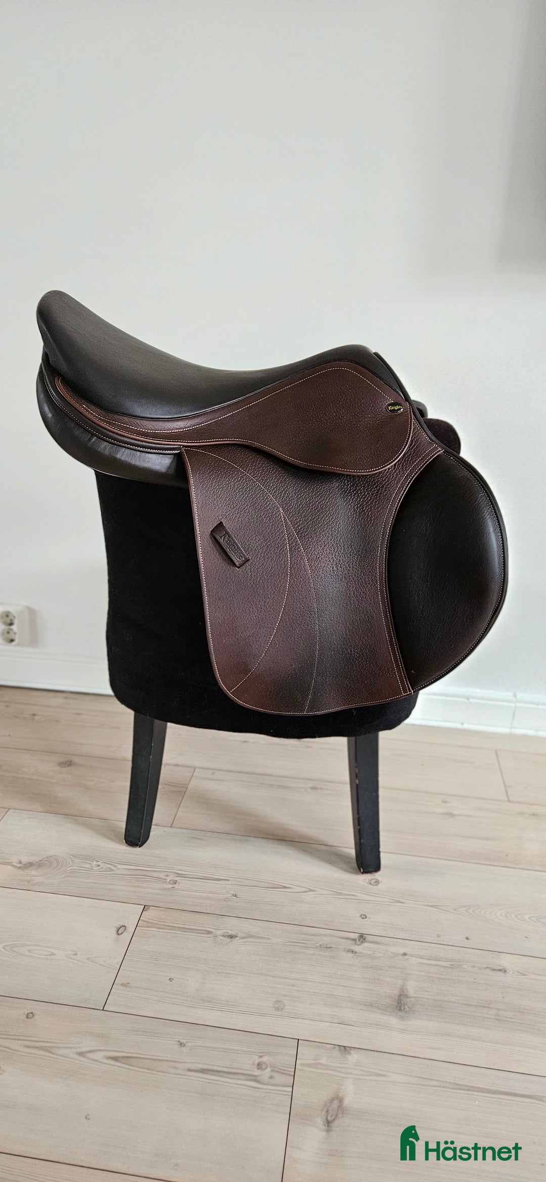 Sadlar hästutrustning till salu: Knights Avalon 17" Brun i Västervik - Annons 1