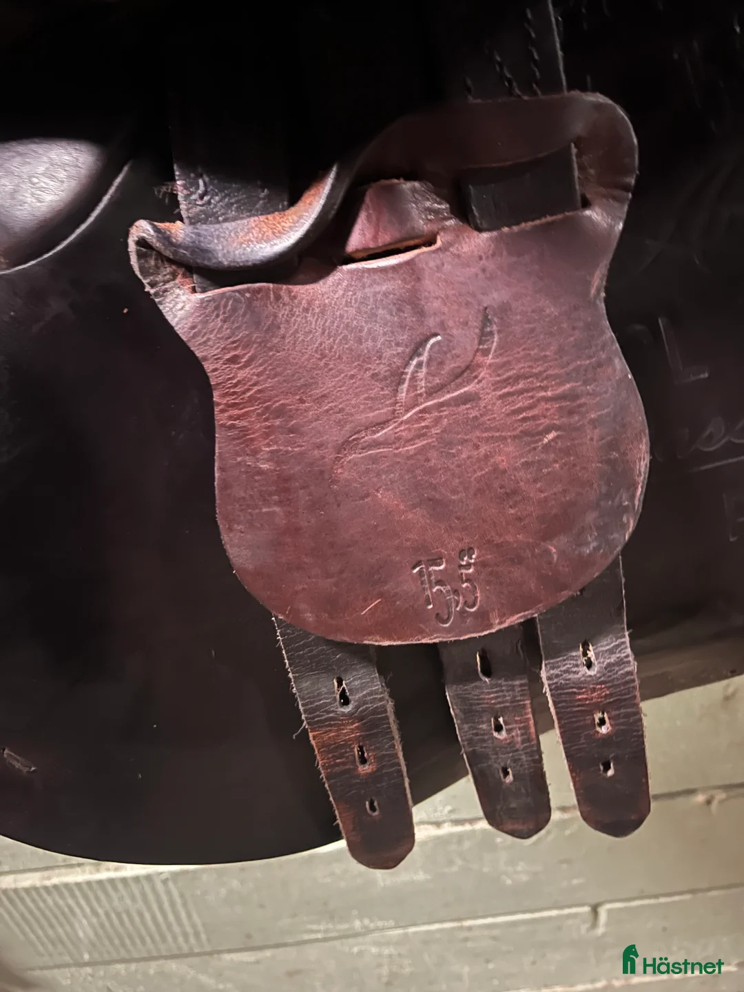 Sadlar hästutrustning till salu: Fin hopsadel - Annons 3