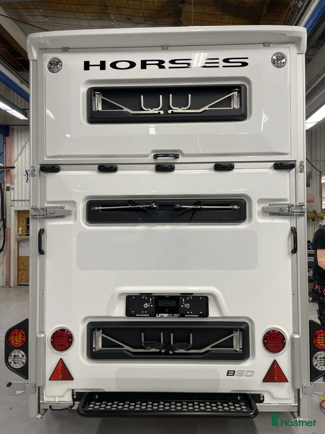 Hästtransporter  fordon & transport till salu: UME B45 - Fronturlastning & lättast på marknaden! - Annons 5