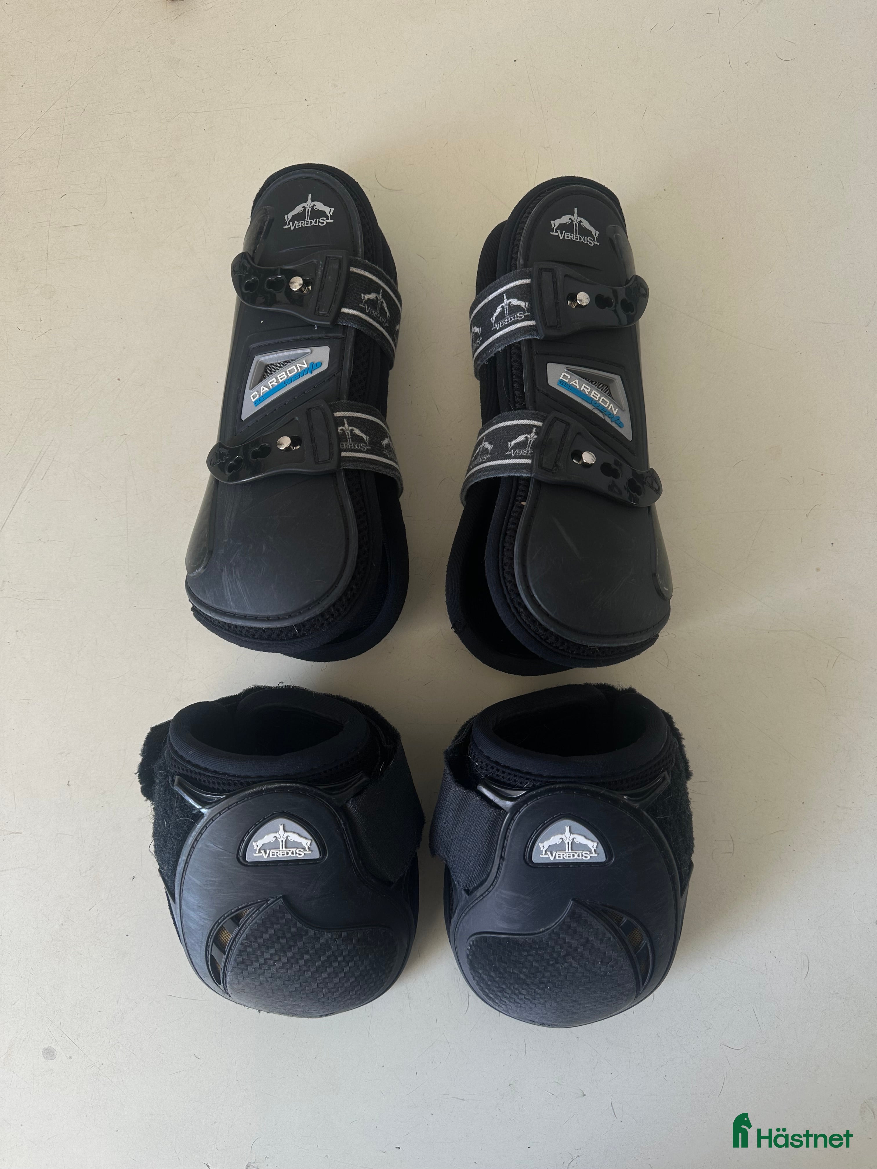 Benskydd hästutrustning till salu: Carbon Gel Vento Senskydd i Vellinge - Annons 24