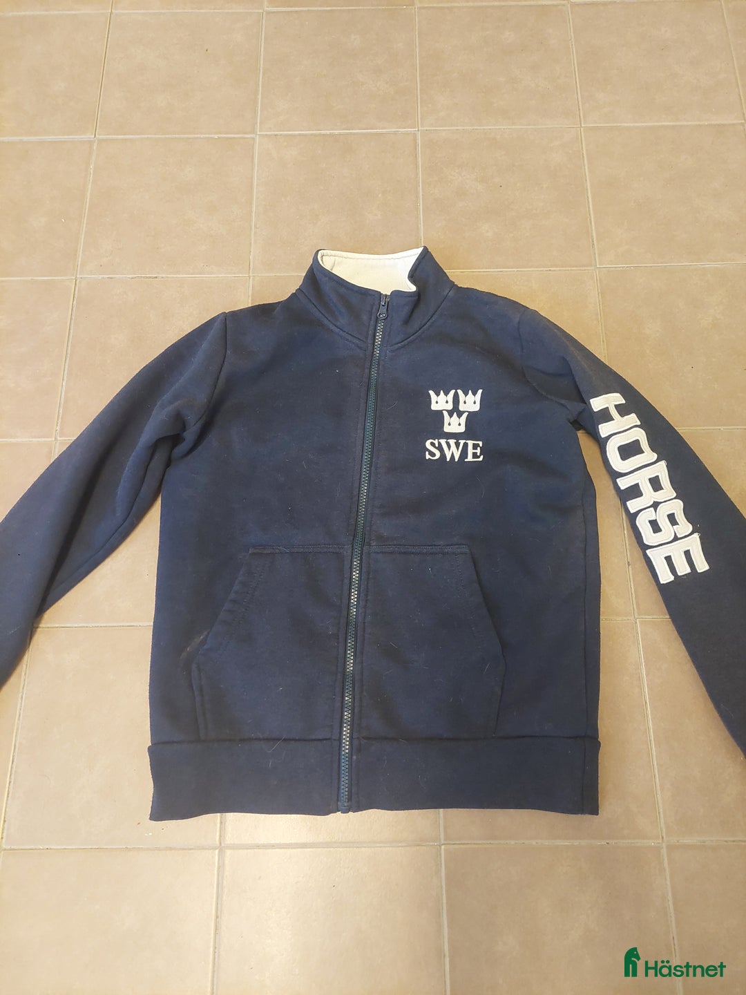 Övrigt Ridkläder ryttarutrustning till salu: Rosetti riding tröja i Vedum - Annons 1