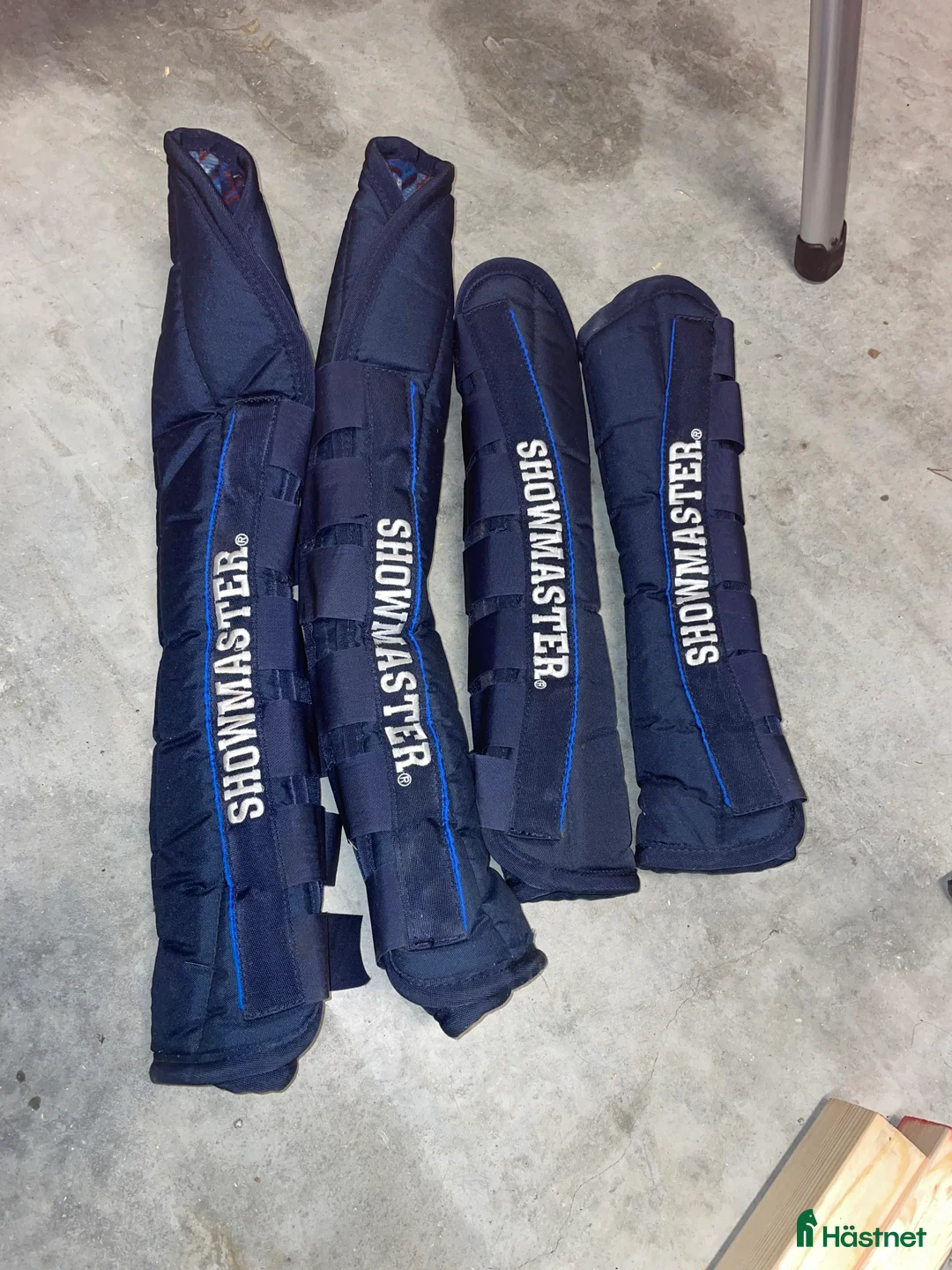 Benskydd hästutrustning till salu: Transportskydd i Nyköping - Annons 1