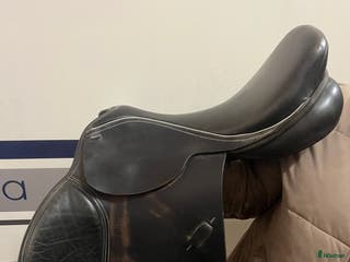 Sadlar hästutrustning Kadett allroundsadel 17,5” – 1500 MW i Korskrogen - Annons 11