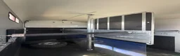 Hästtransporter  fordon & transport till salu: Cheval multimax -21 stor justerbar Sadelkammare  - Annons 7
