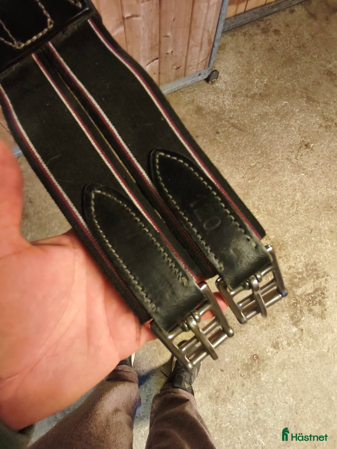 Täcken hästutrustning till salu: Amigo täcken, ES schabrak, mm i Bergby - Annons 17