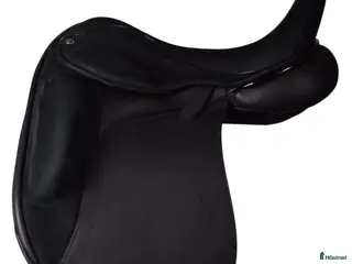 Sadlar hästutrustning Söker dressyrsadel i Norrfjärden - Annons 3