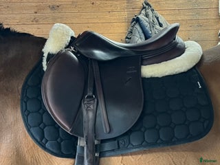 Sadlar hästutrustning till salu: Antares Altair 17,5, AO1 i Sundsvall - Annons 2