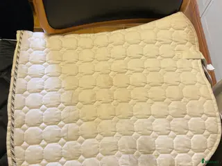 Schabrak & Vojlockar hästutrustning till salu: Fint dressyrschabrak - Annons 2