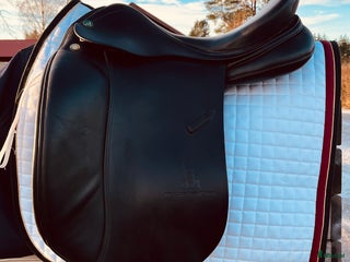 Sadlar hästutrustning till salu: Prestige Modena i Hedemora - Annons 2