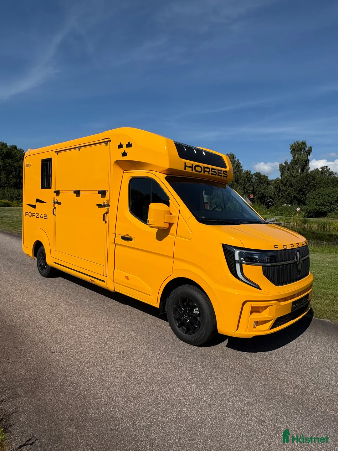 Hästlastbilar  fordon & transport till salu: FORZAB hästlastbil 3-sits stuteri - Annons 1