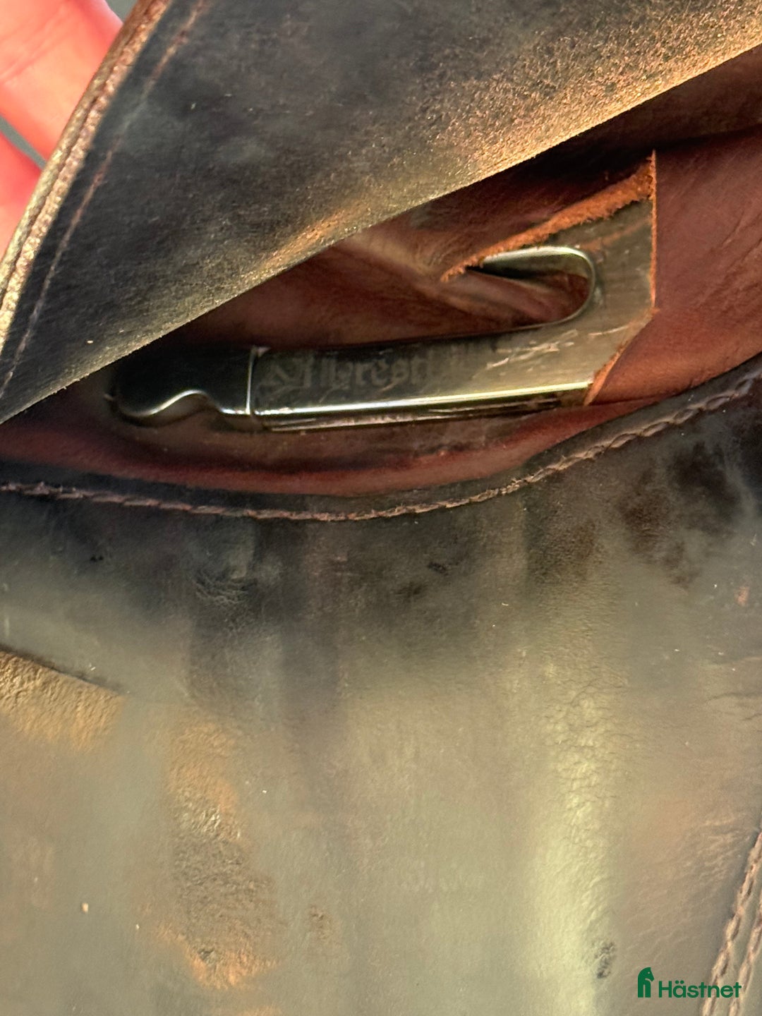 Sadlar hästutrustning till salu: Prestige D1 Zero K brun 17’ M  i Västervik - Annons 6