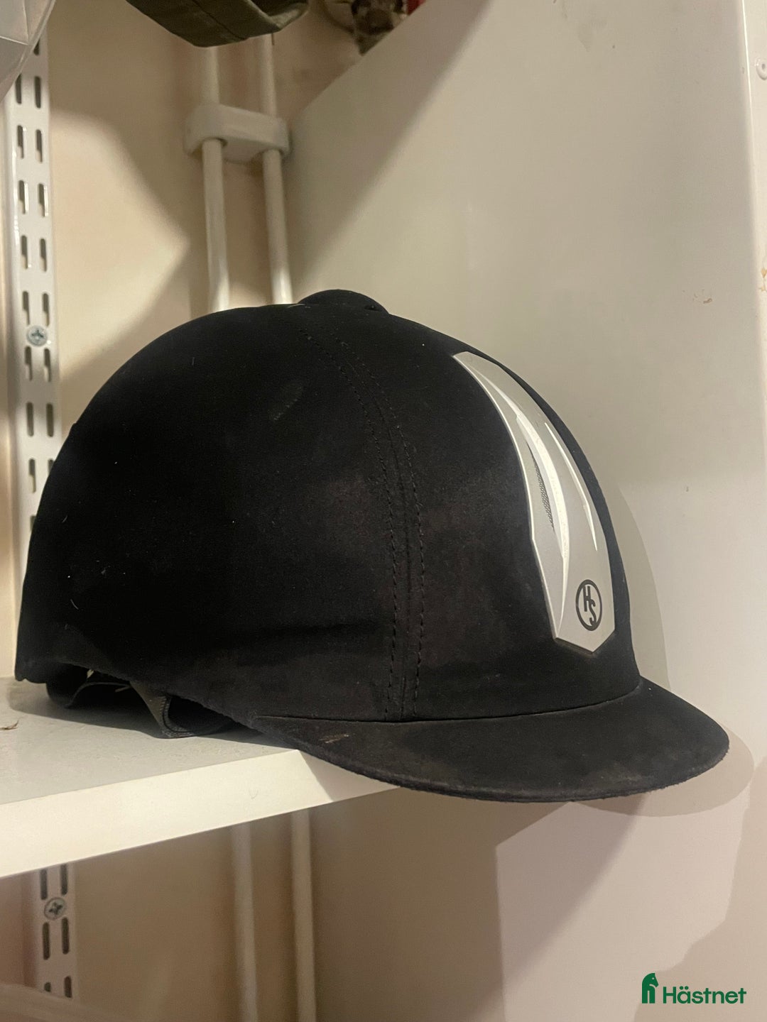 Hjälmar ryttarutrustning till salu: Ridhjälm i Östersund - Annons 2