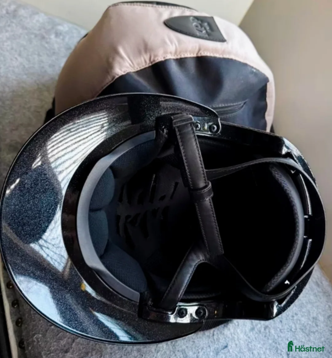 Hjälmar ryttarutrustning till salu: KEP Cromo 2.0 Metal Diamond 51-58 - Annons 6