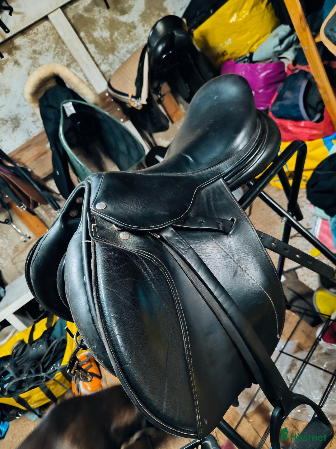 Sadlar hästutrustning till salu: Hoppsadel  i Åmotsbruk - Annons 1