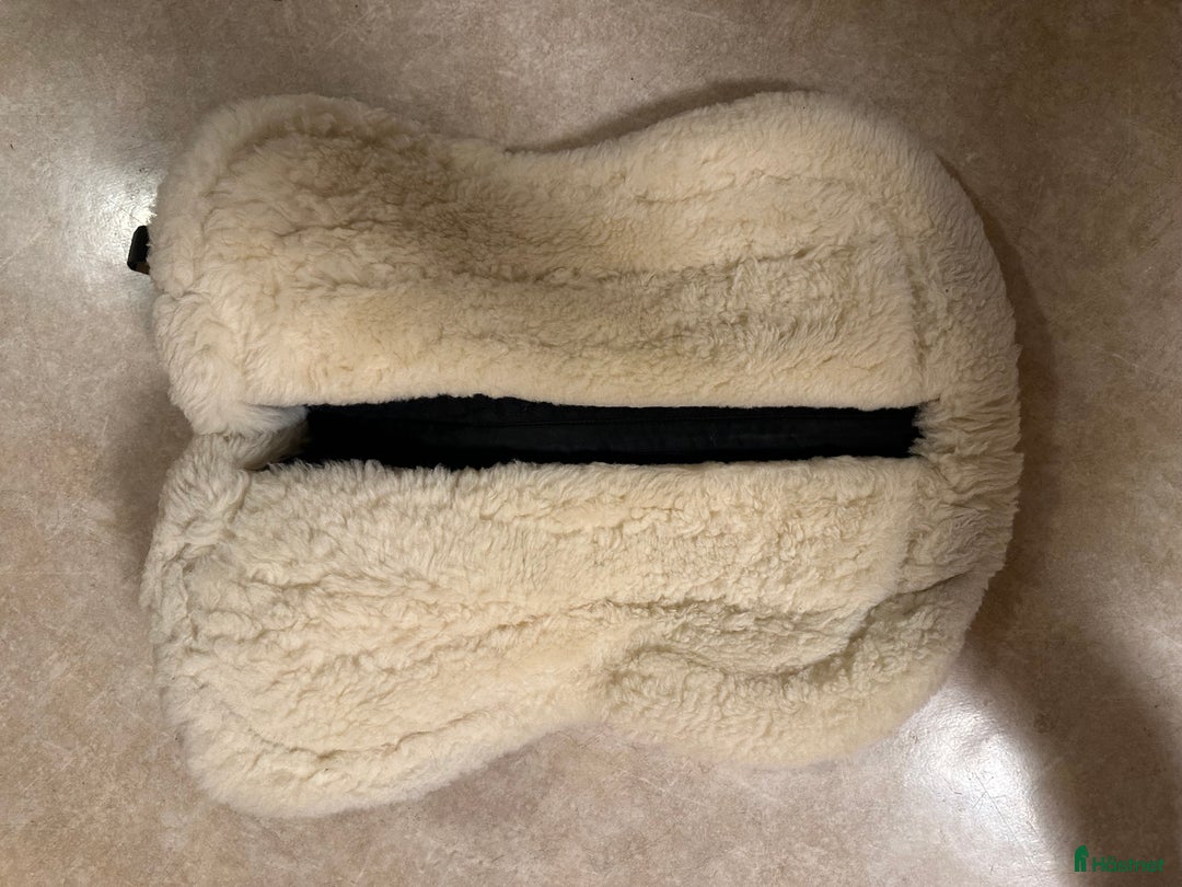 Sadeltillbehör hästutrustning till salu: Korrektionspadd i Fjugesta - Annons 2