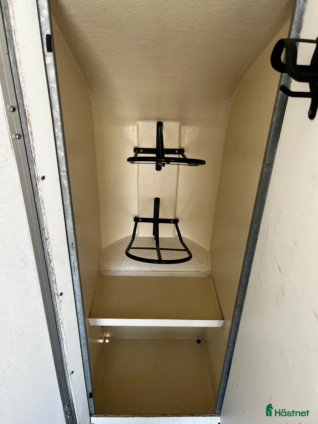 Hästtransporter  fordon & transport till salu: Fronturlastning - Annons 10