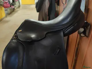 Sadlar hästutrustning Fin Globus clic i Östersund - Annons 5