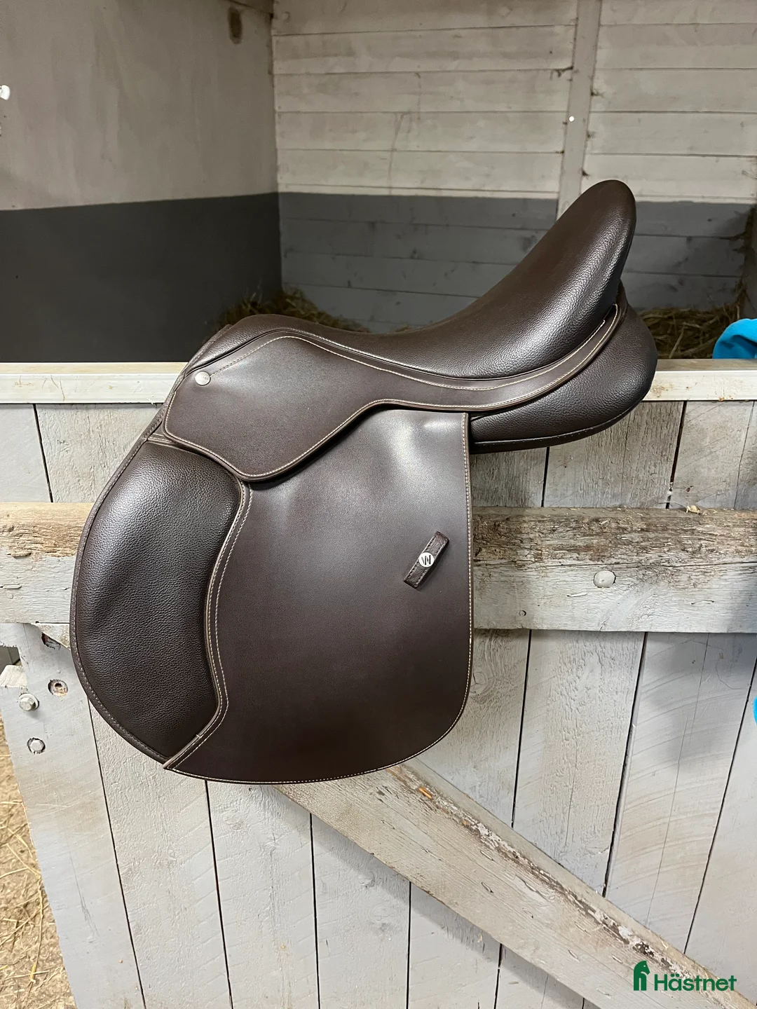 Sadlar hästutrustning till salu: Brun hoppsadel från Wintec  i Landsbro - Annons 2