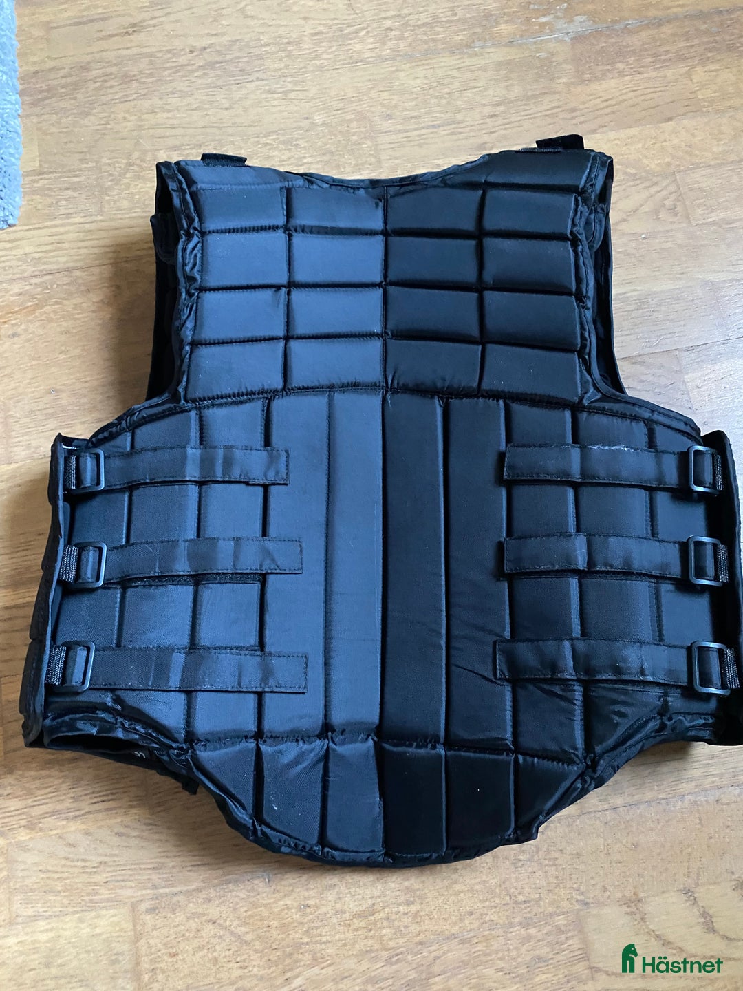 Säkerhetsvästar ryttarutrustning till salu: Säkerhetsväst i Kävlinge - Annons 2