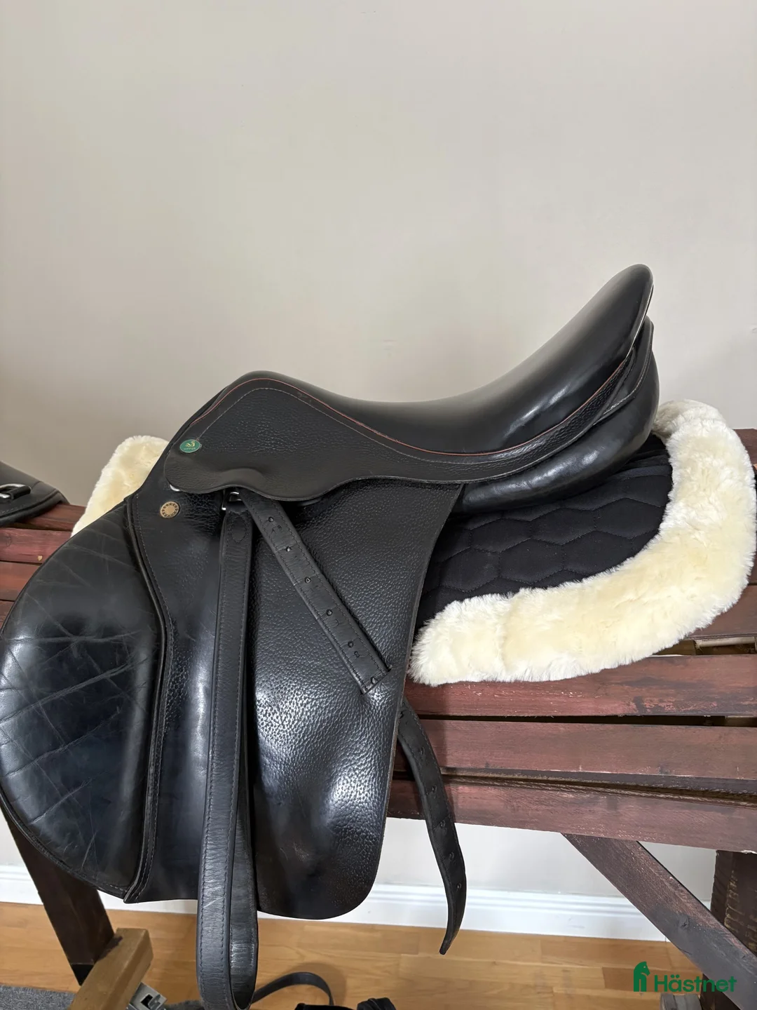 Sadlar hästutrustning till salu: Prestige Golden Star - Annons 1