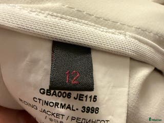 Jackor & Kavajer ryttarutrustning till salu: FIN TÄVLINGS KAVAJ i Härryda - Annons 9