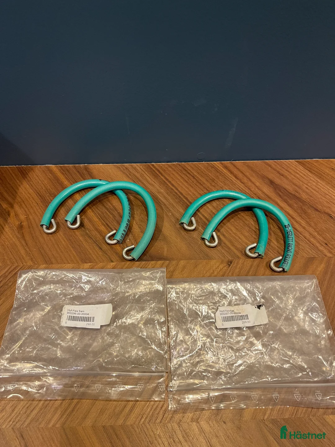 Övrig Hästutrustning hästutrustning till salu: Huf-Flex Avtagbara snösulor fram+bak i Alingsås - Annons 1