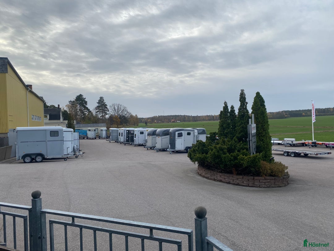 Galleribild {{count}}