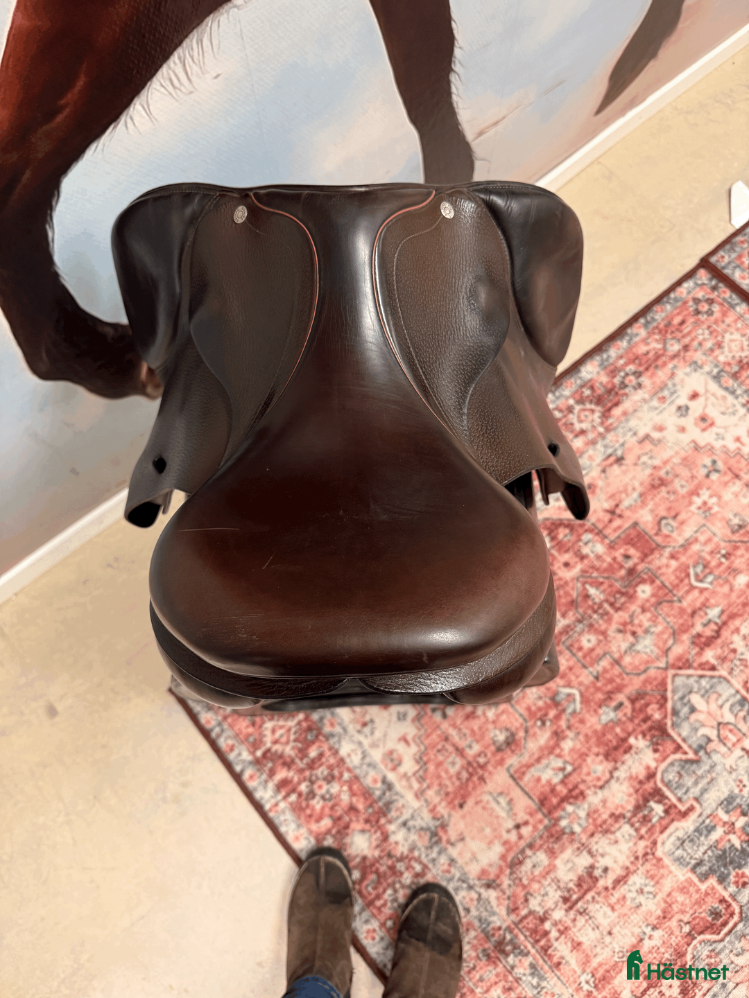 Sadlar hästutrustning till salu: Har två jätte fina små Equipe expression 15,5”  i Skänninge - Annons 3