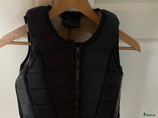 Säkerhetsvästar ryttarutrustning till salu: Fin Racesafe säkerhetsväst i Värnamo - Annons 4