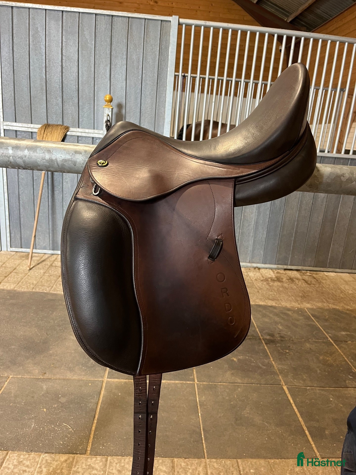 Sadlar hästutrustning Aurora Ordo dressyrsadel från Aviar Saddles. - Annons 2
