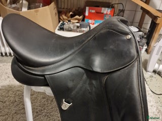 Sadlar hästutrustning till salu: Bates cair 17" i Bräkne-Hoby - Annons 2