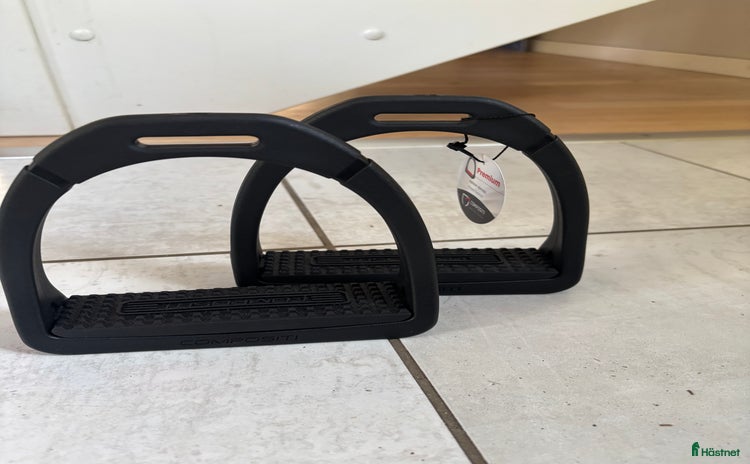 Stigbyglar hästutrustning till salu i Härryda - Annons 31