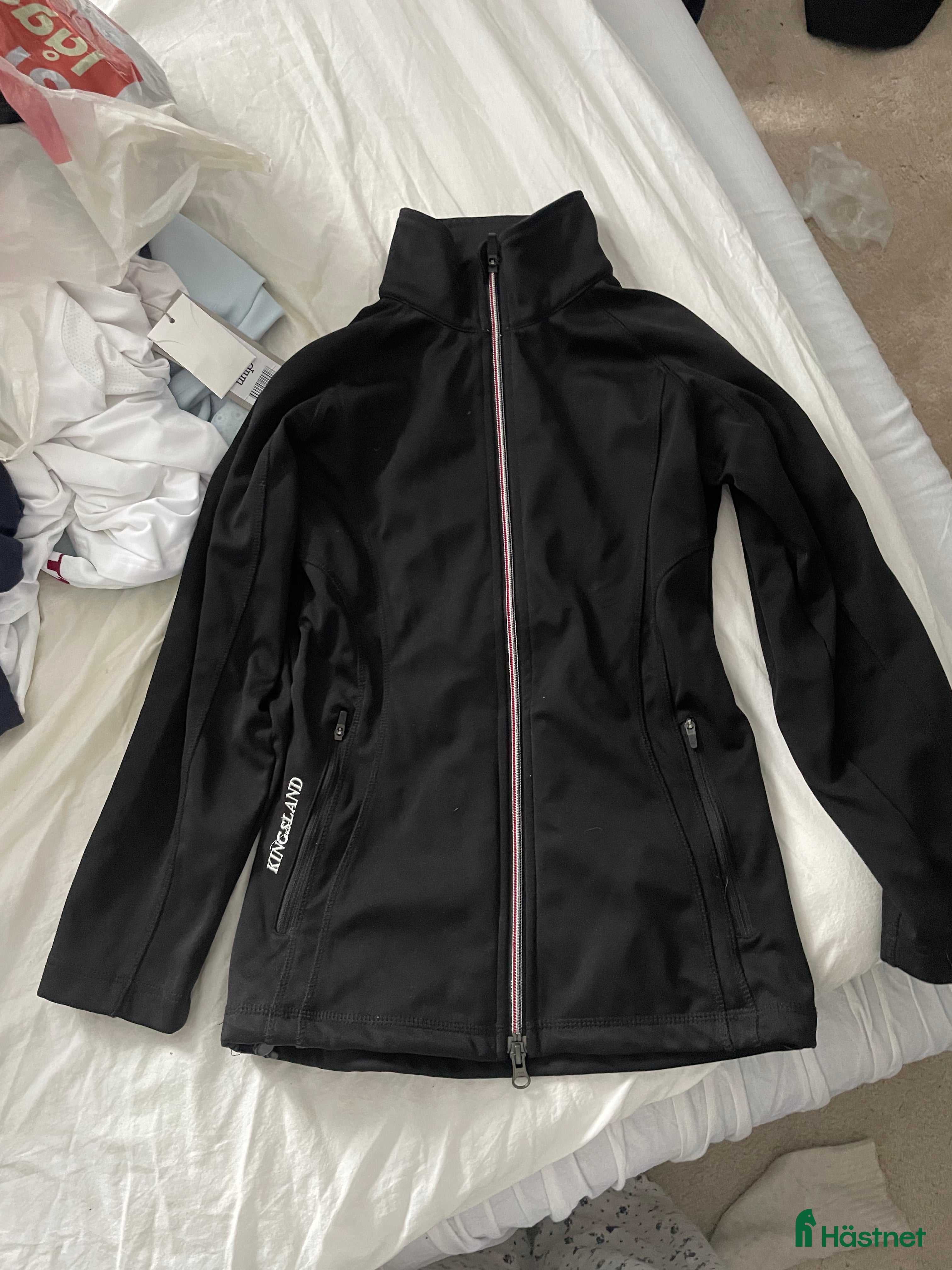 Övrigt Ridkläder ryttarutrustning till salu: Snygg tränings tröja i Ödåkra - Annons 10