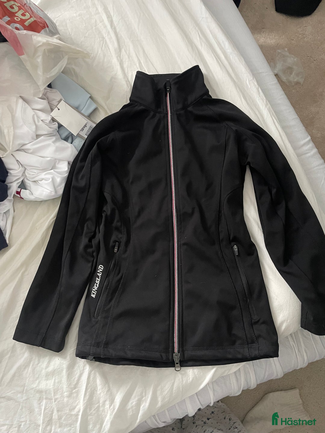 Övrigt Ridkläder ryttarutrustning till salu: Snygg tränings tröja i Ödåkra - Annons 1