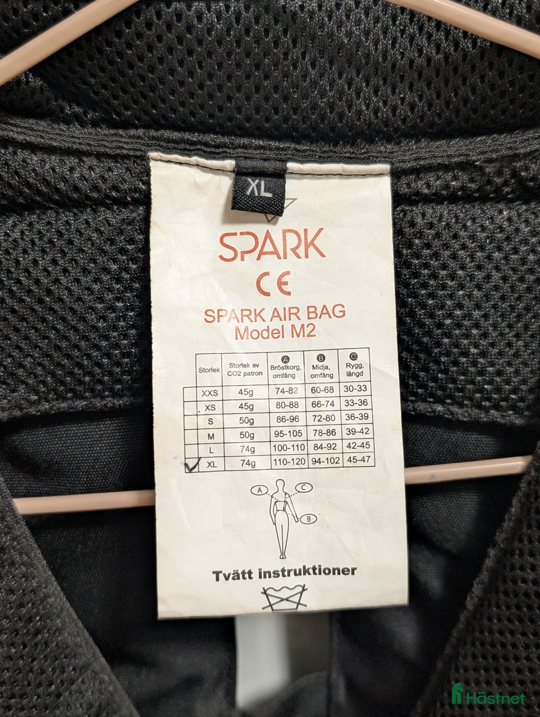 Säkerhetsvästar ryttarutrustning till salu: Spark säkerhetsväst airbag XL i Skövde - Annons 3