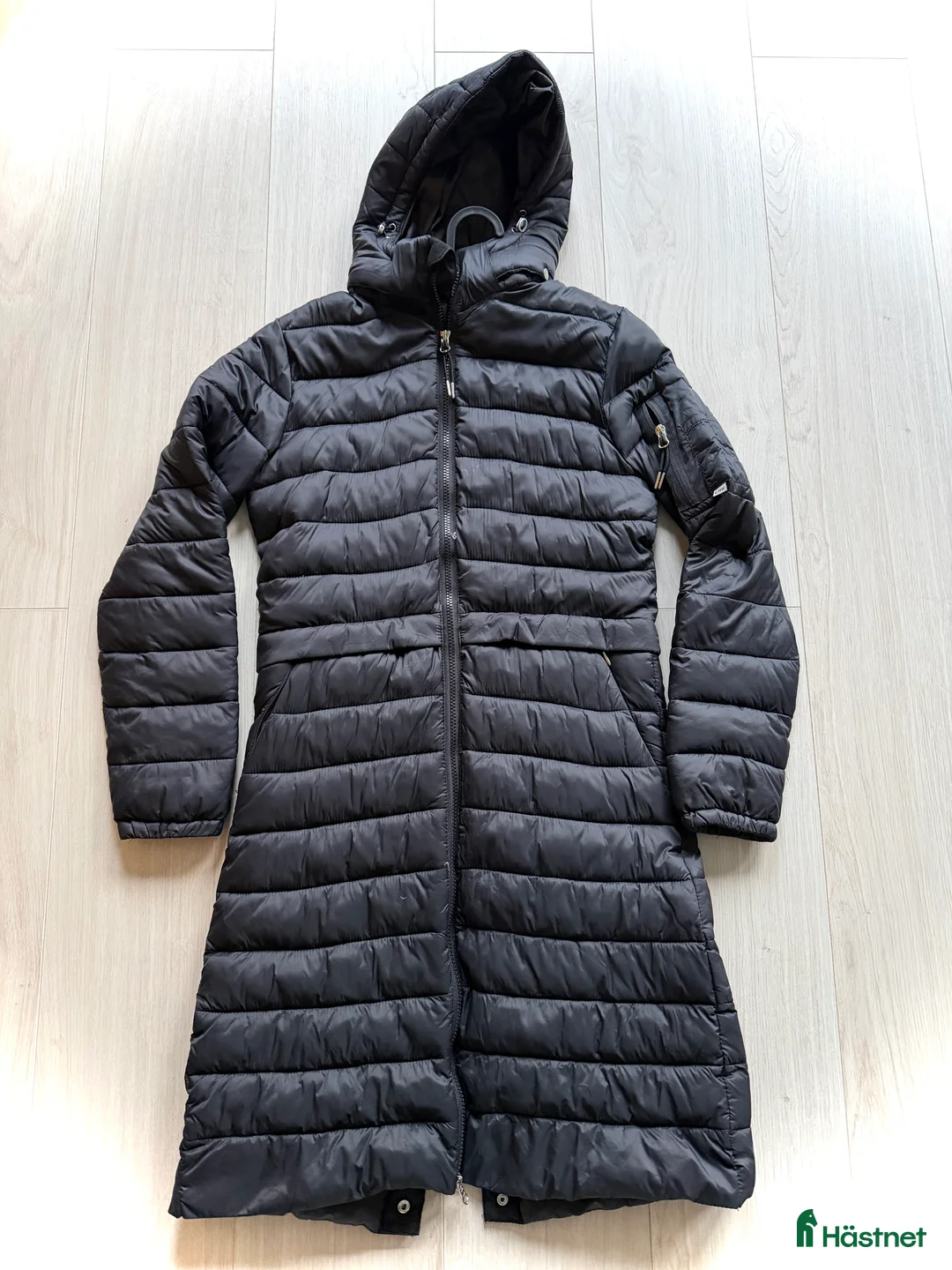 Jackor & Kavajer ryttarutrustning till salu: CRW jacka - Annons 1