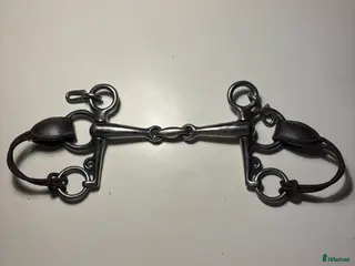 Bett hästutrustning till salu: Pelham inklusive delta i Billdal - Annons 4