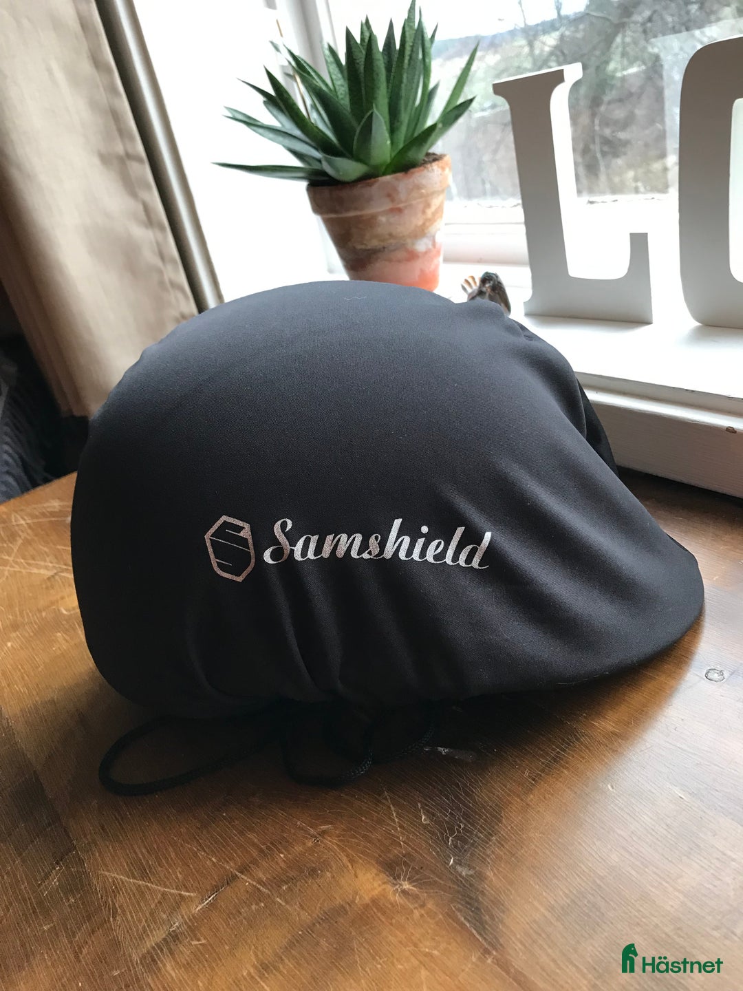 Hjälmar ryttarutrustning till salu: Superfin Samshield  i Grillby - Annons 4