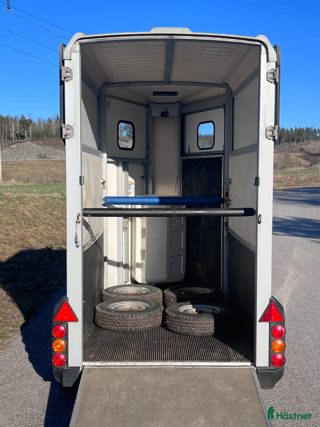 Hästtransporter  fordon & transport till salu: Ifor 403 m. Fronturlastning 1,5 hästars - Annons 6