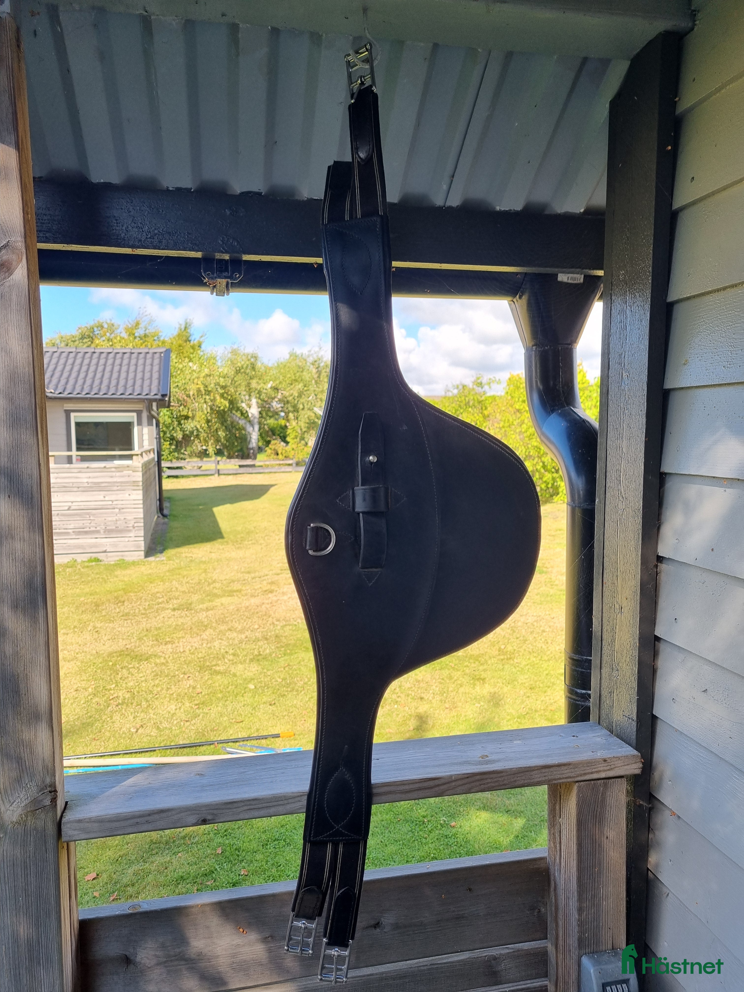 Sadeltillbehör hästutrustning till salu: Svart hoppgjord 110 cm i Tvååker - Annons 3