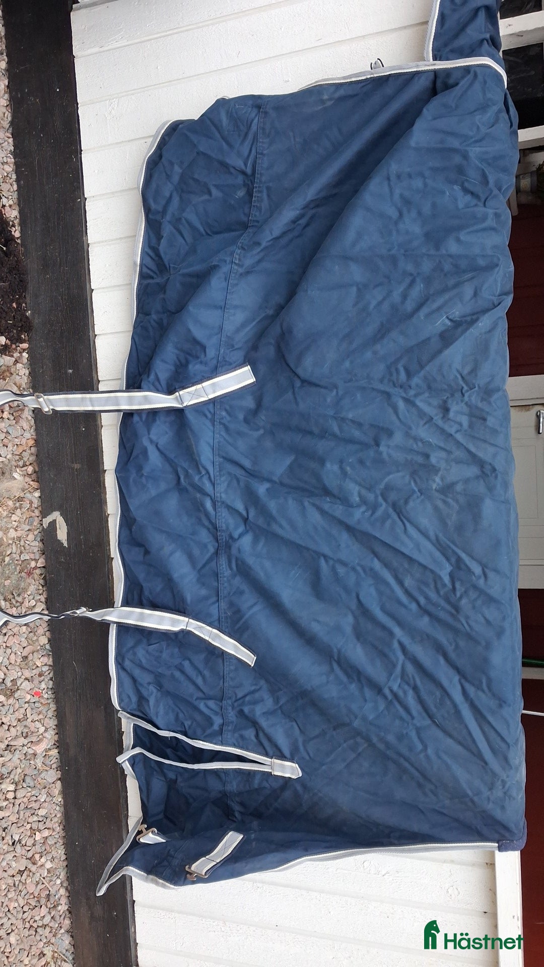 Täcken hästutrustning till salu: Utetäcke 155cm i Örbyhus - Annons 1