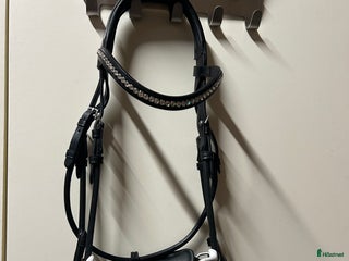 Träns hästutrustning till salu: tävlingsträns dressyr i Stockholm - Annons 4