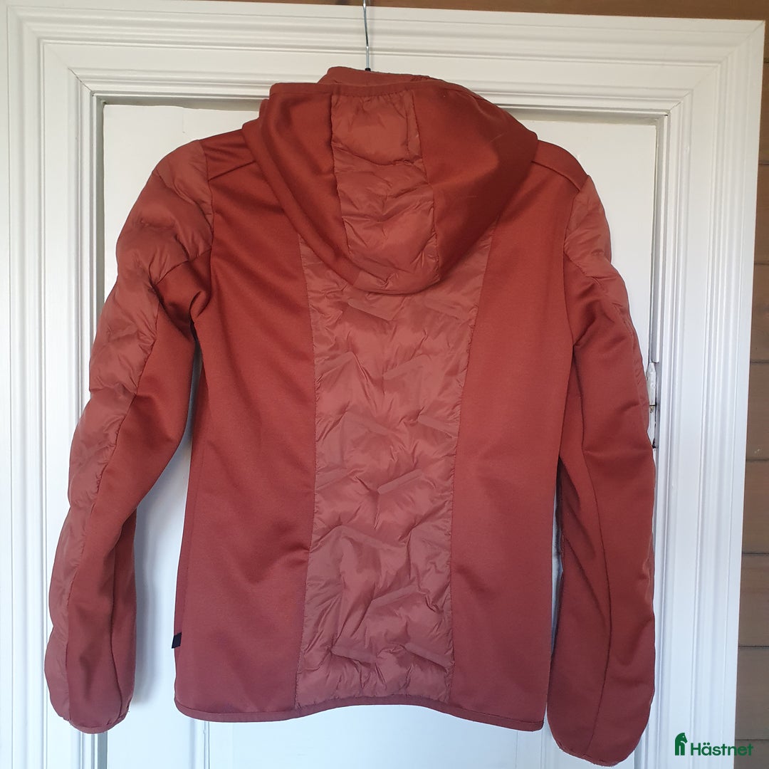 Jackor & Kavajer ryttarutrustning till salu: Fleecetröja & lättviktsjacka XS i Tranås - Annons 6