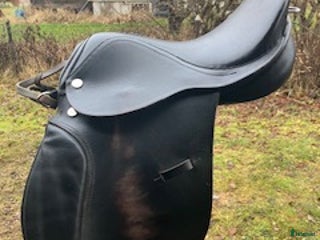 Sadlar hästutrustning till salu: Sadel i Tärnsjö - Annons 8