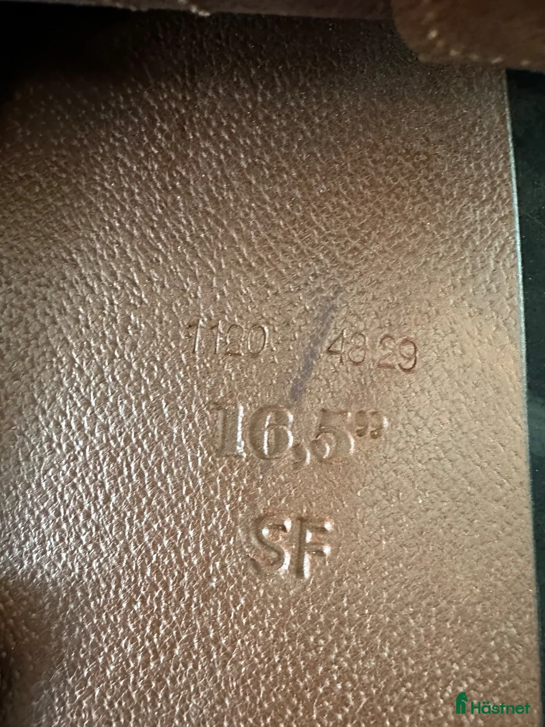 Sadlar hästutrustning till salu: Colbert Brothers Lille 16,5 Universal Gullet i Häljarp - Annons 2